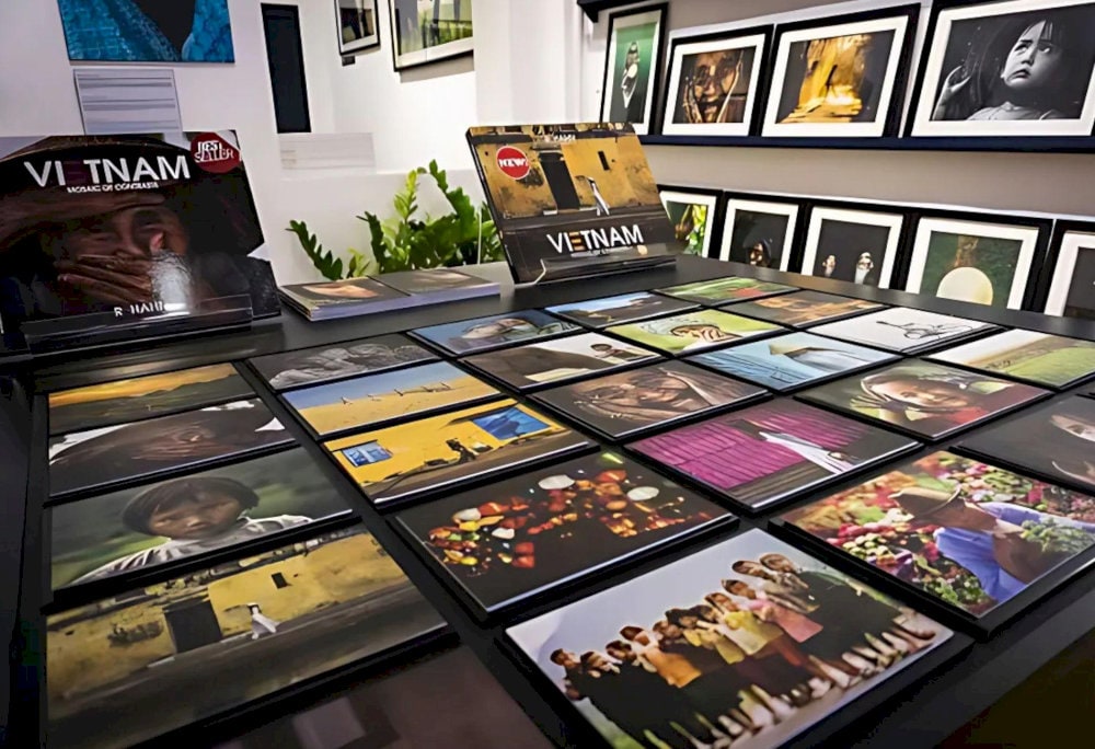 Discover the diversity of Vietnamese beauty and soul through an impressive collection of portraits